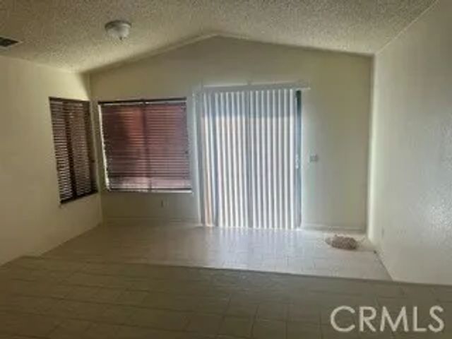5050 Canyon Crest, Riverside, CA 92507