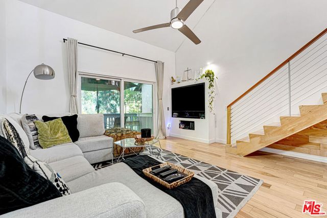 7050 Shoup Avenue 181, Canoga Park, CA 91303