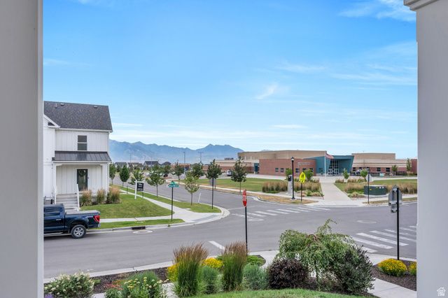 11122 S WILLOW WALK DR, South Jordan, UT 84009