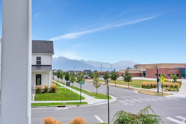 11122 S WILLOW WALK DR, South Jordan, UT 84009