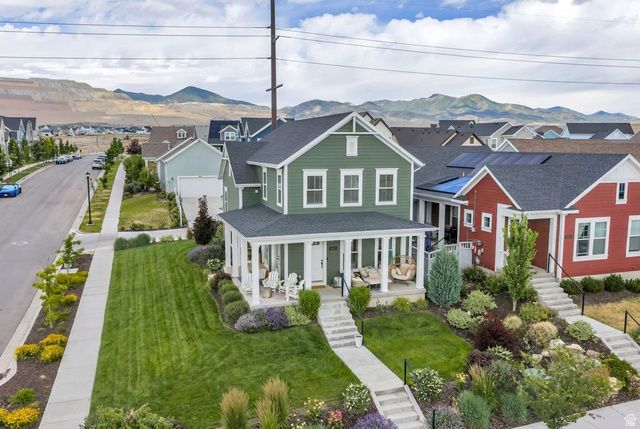 11122 S WILLOW WALK DR, South Jordan, UT 84009