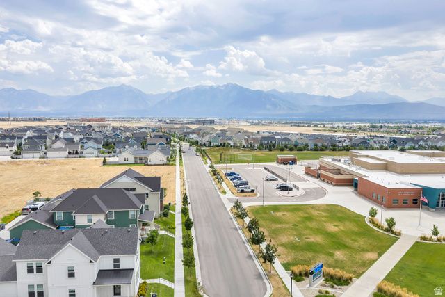 11122 S WILLOW WALK DR, South Jordan, UT 84009