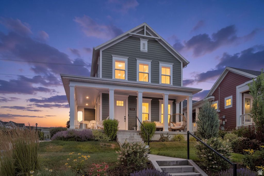 11122 S WILLOW WALK DR, South Jordan, UT 84009