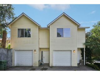 39280 HOOD St, Sandy, OR 97055