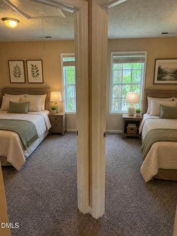 5553 Fieldcross Court, Raleigh, NC 27610