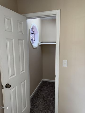 5553 Fieldcross Court, Raleigh, NC 27610
