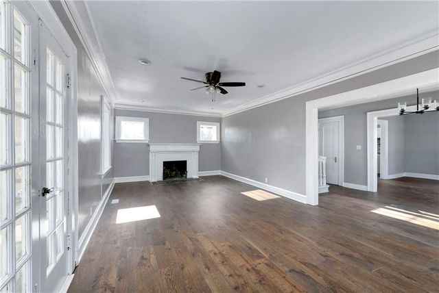 4215 E 61st Street, Kansas City, MO 64130