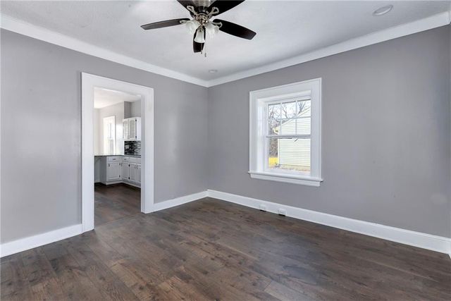 4215 E 61st Street, Kansas City, MO 64130