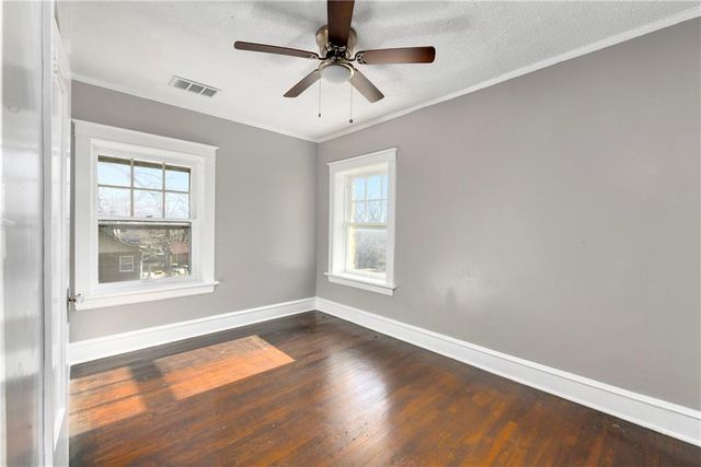 4215 E 61st Street, Kansas City, MO 64130