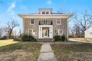 4215 E 61st Street, Kansas City, MO 64130