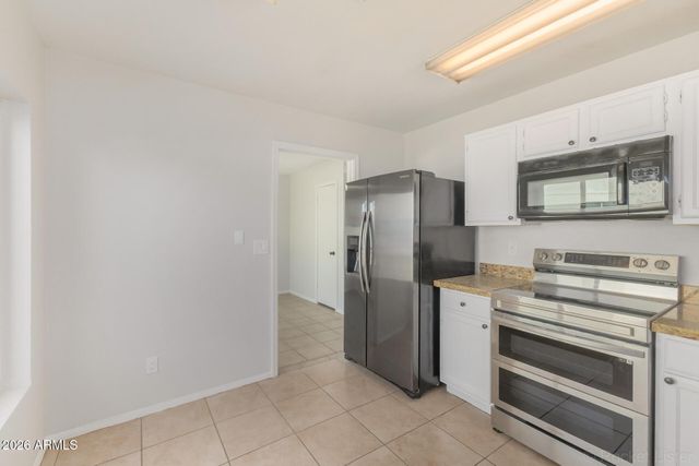 5252 N 102ND Avenue, Glendale, AZ 85307