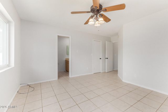 5252 N 102ND Avenue, Glendale, AZ 85307