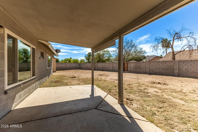 5252 N 102ND Avenue, Glendale, AZ 85307