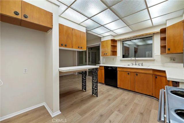 1560 Amberwood, Hemet, CA 92543