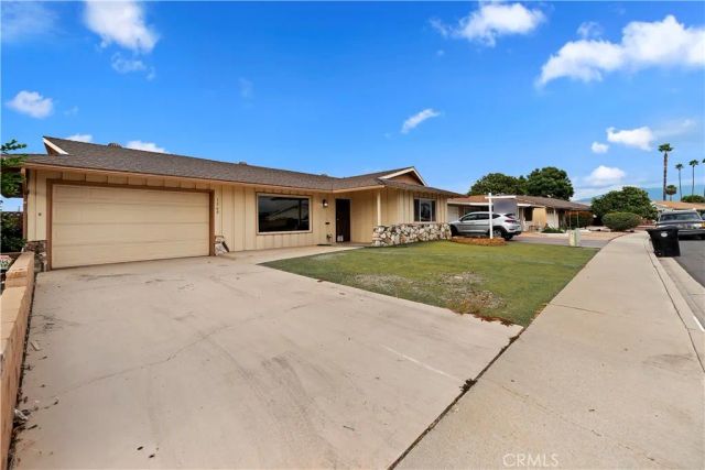 1560 Amberwood, Hemet, CA 92543