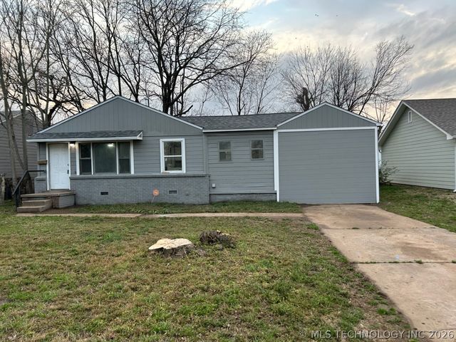 4670 N Hartford Avenue, Tulsa, OK 74126