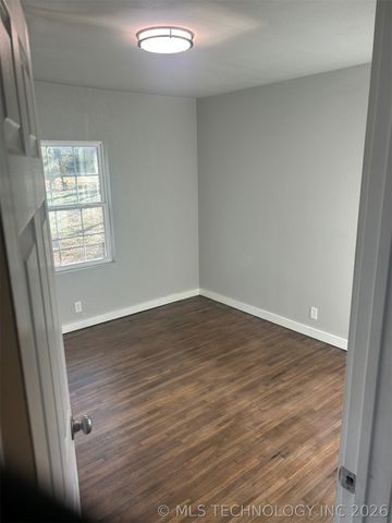 4670 N Hartford Avenue, Tulsa, OK 74126