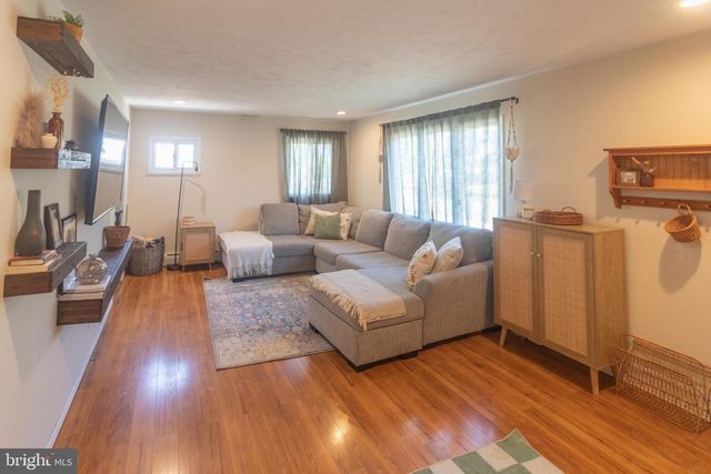 411 ILLINOIS AVE, Delanco, NJ 08075