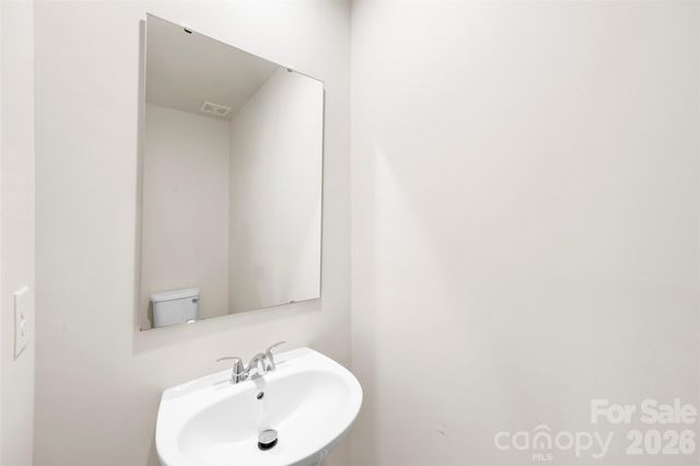 105 VILLA Lane, Lincolnton, NC 28092