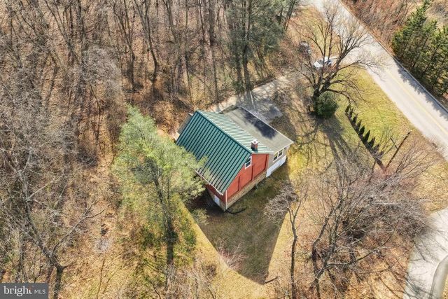 905 CHAMBERS RD, York, PA 17402