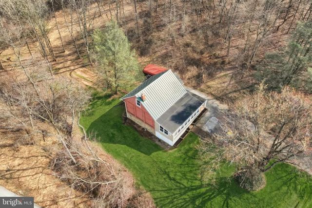 905 CHAMBERS RD, York, PA 17402