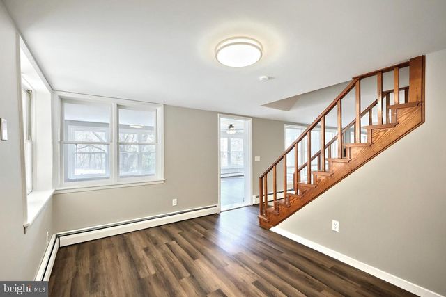 905 CHAMBERS RD, York, PA 17402