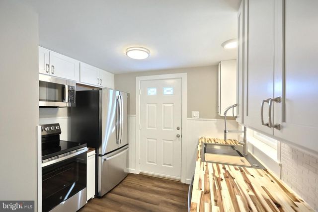 905 CHAMBERS RD, York, PA 17402