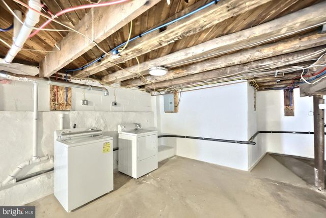 905 CHAMBERS RD, York, PA 17402