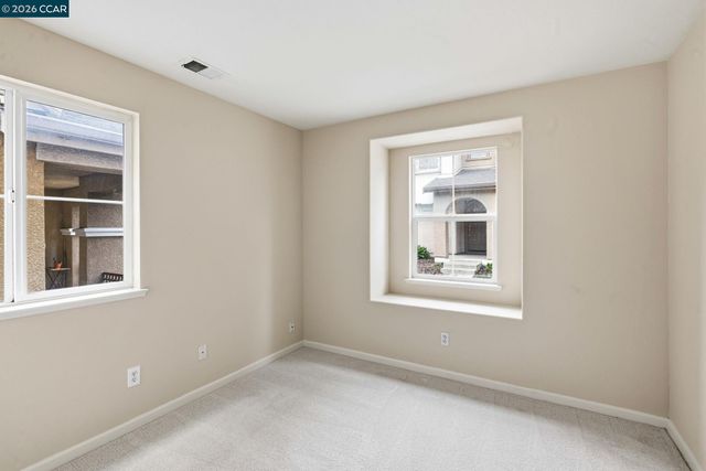 214 Whimbrel Cir, Pittsburg, CA 94565