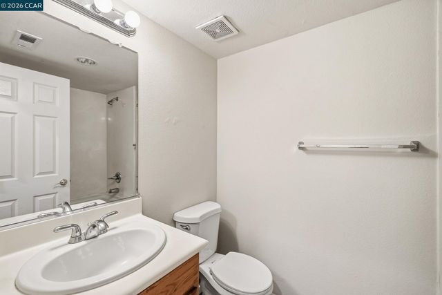 214 Whimbrel Cir, Pittsburg, CA 94565