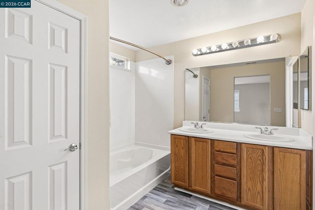 214 Whimbrel Cir, Pittsburg, CA 94565