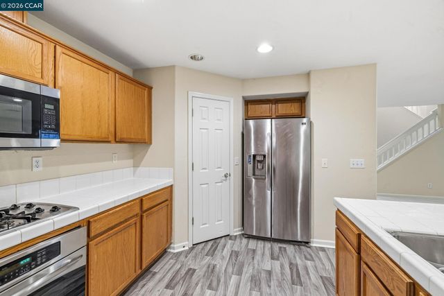 214 Whimbrel Cir, Pittsburg, CA 94565