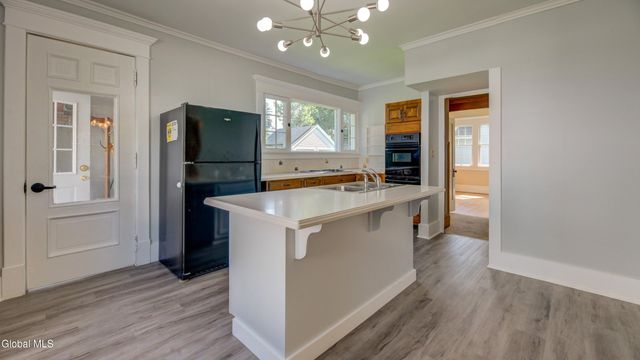 99 Second Avenue, Gloversville, NY 12078