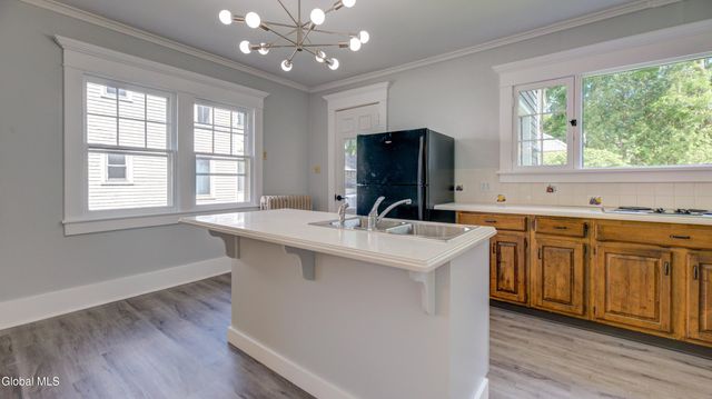 99 Second Avenue, Gloversville, NY 12078