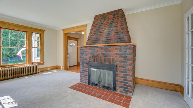 99 Second Avenue, Gloversville, NY 12078
