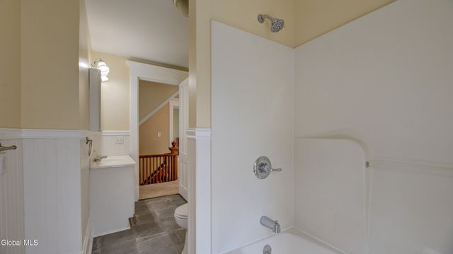 99 Second Avenue, Gloversville, NY 12078