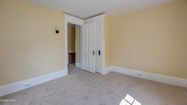 99 Second Avenue, Gloversville, NY 12078