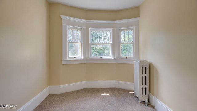 99 Second Avenue, Gloversville, NY 12078
