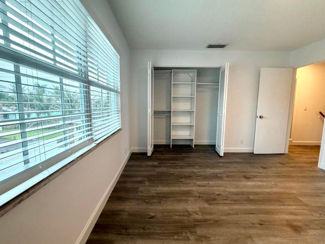 413 N Cypress Drive, Jupiter, FL 33469