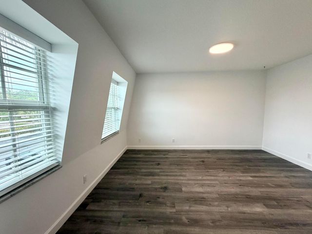 413 N Cypress Drive, Jupiter, FL 33469