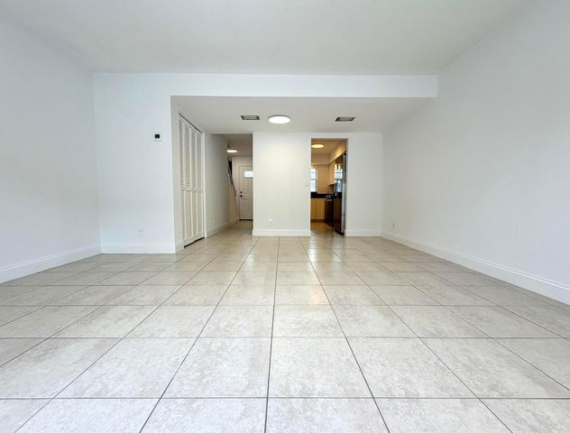 413 N Cypress Drive, Jupiter, FL 33469