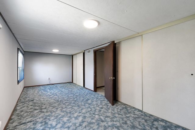 8800 S Broadway Ave, Haysville, KS 67060