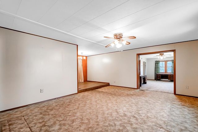 8800 S Broadway Ave, Haysville, KS 67060