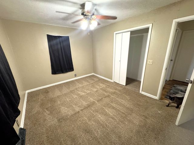 856 S Ohio St, Salina, KS 67401