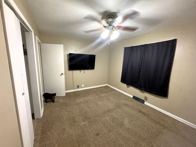 856 S Ohio St, Salina, KS 67401