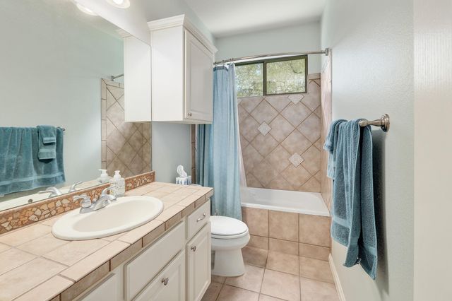 4205 Dot DR, Austin, TX 78727
