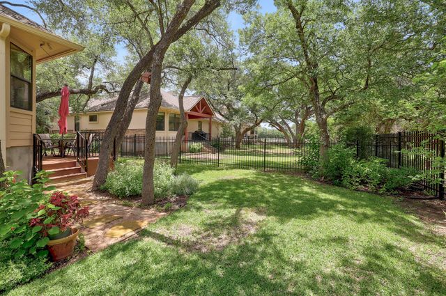 4205 Dot DR, Austin, TX 78727
