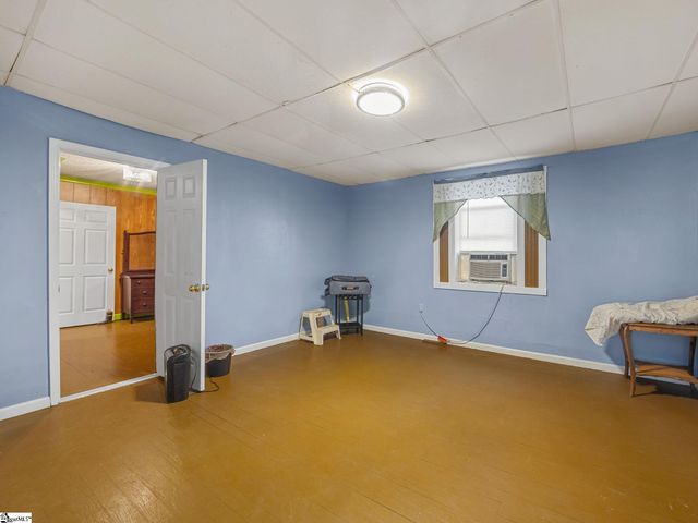1 F Street, Inman, SC 29349