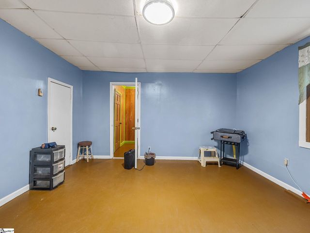 1 F Street, Inman, SC 29349