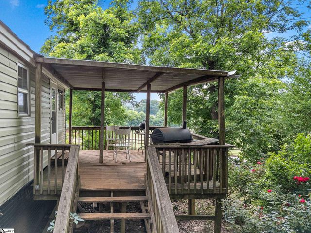 1 F Street, Inman, SC 29349